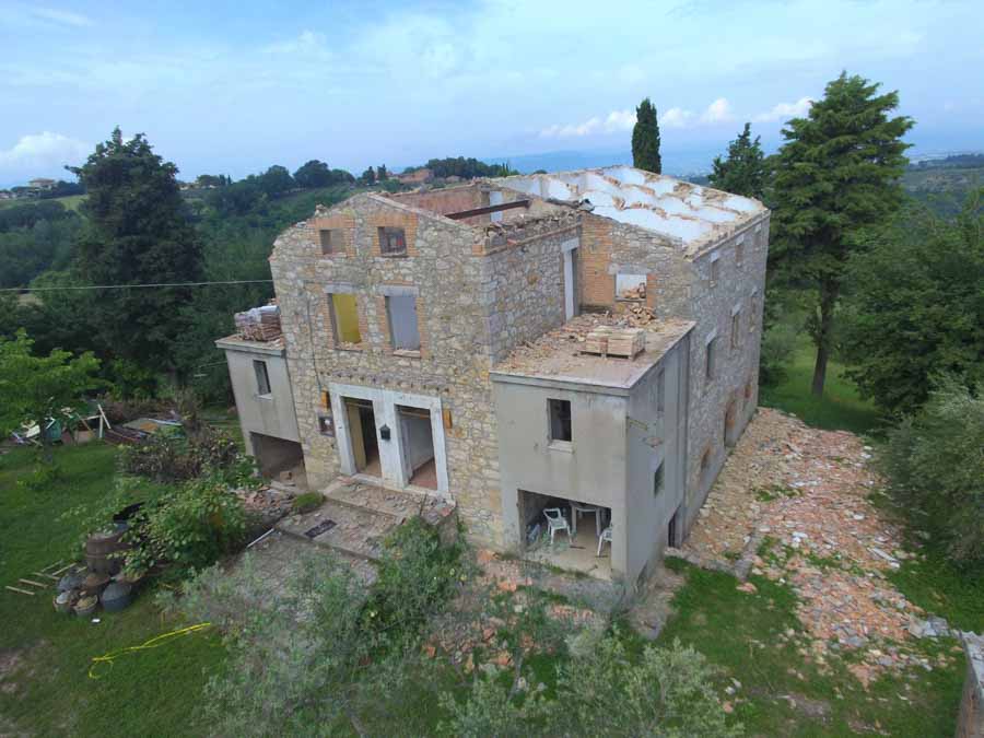Villa Ficareto Renovating In Umbria